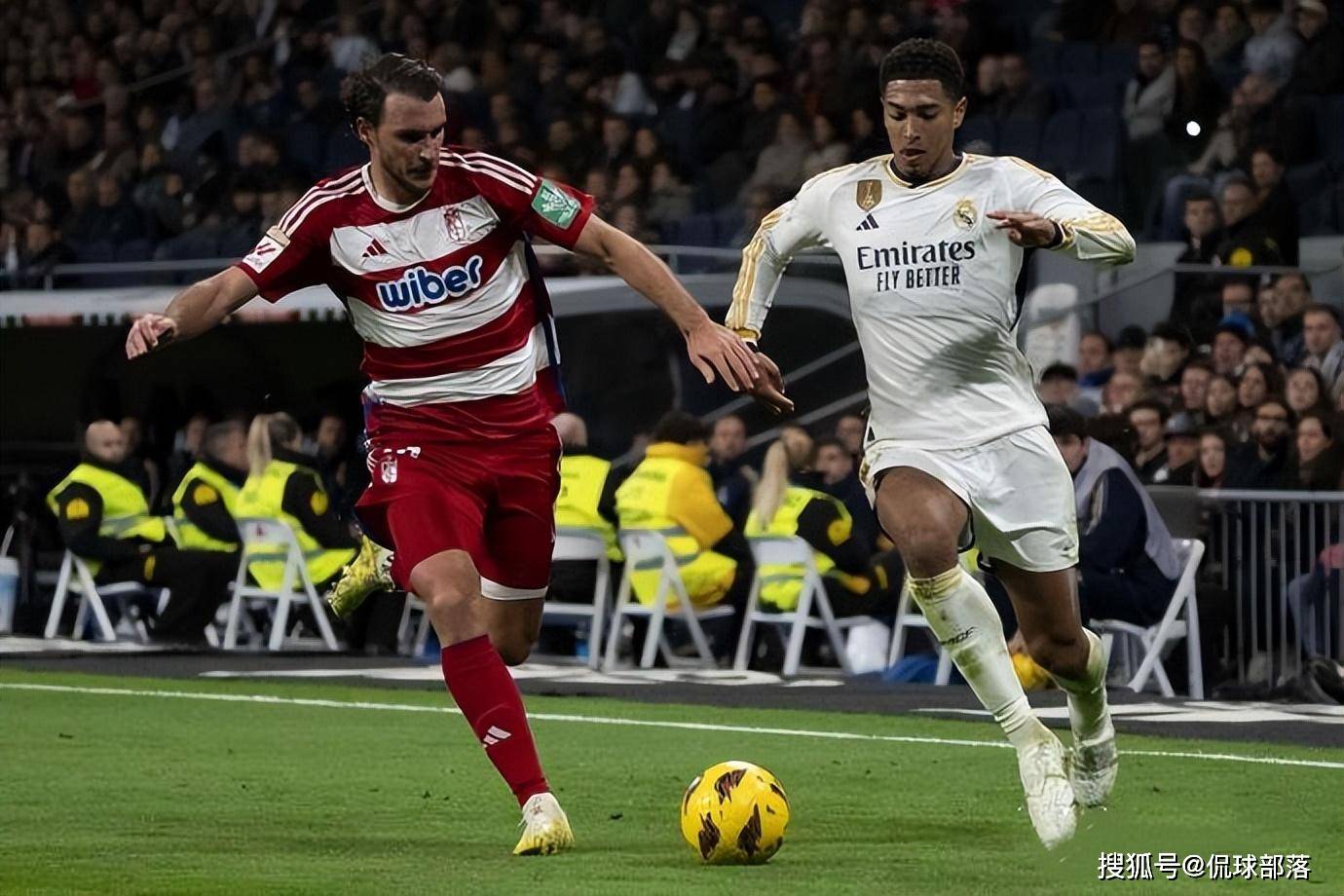 九游娱乐官方网站中国官网-杨幂离婚7年连拿两大资源